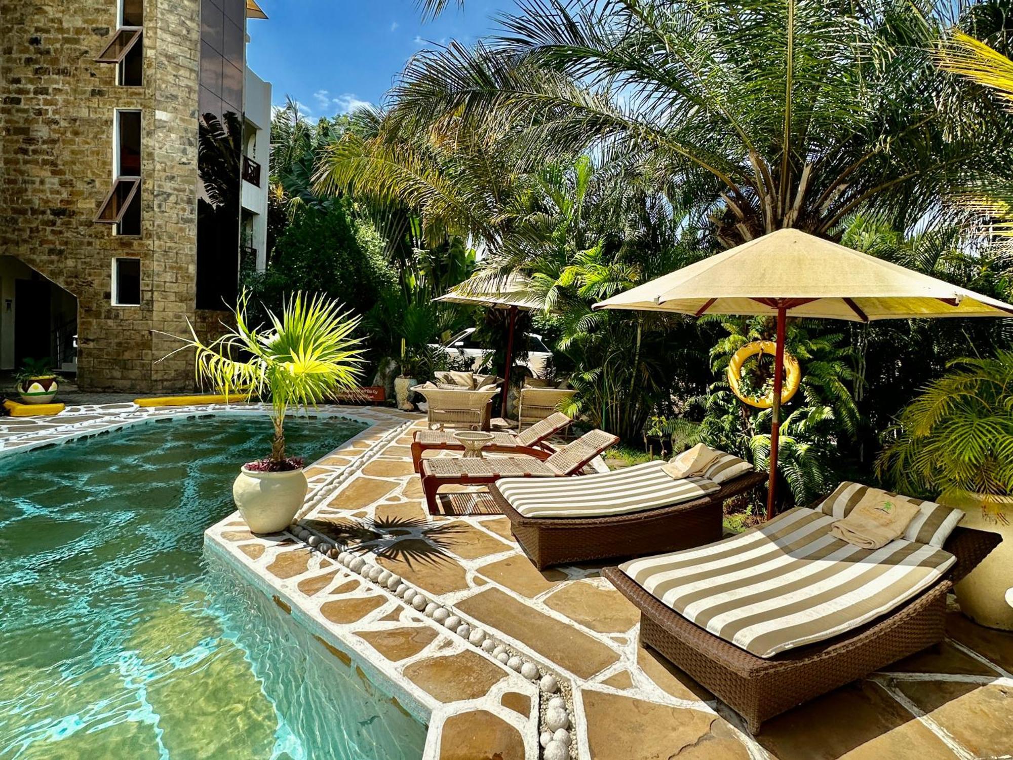 Amani Luxury Apartments Mombasa Luaran gambar