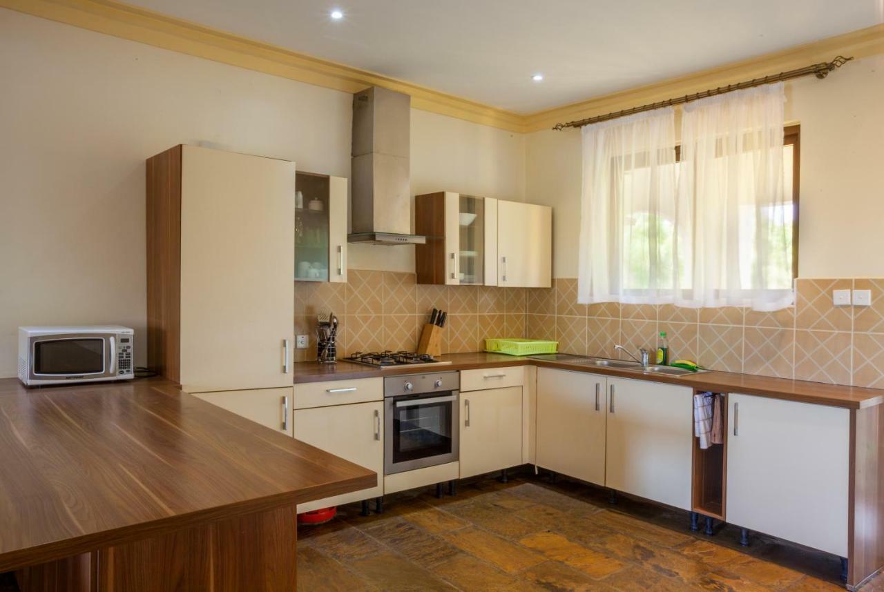 Amani Luxury Apartments Mombasa Luaran gambar