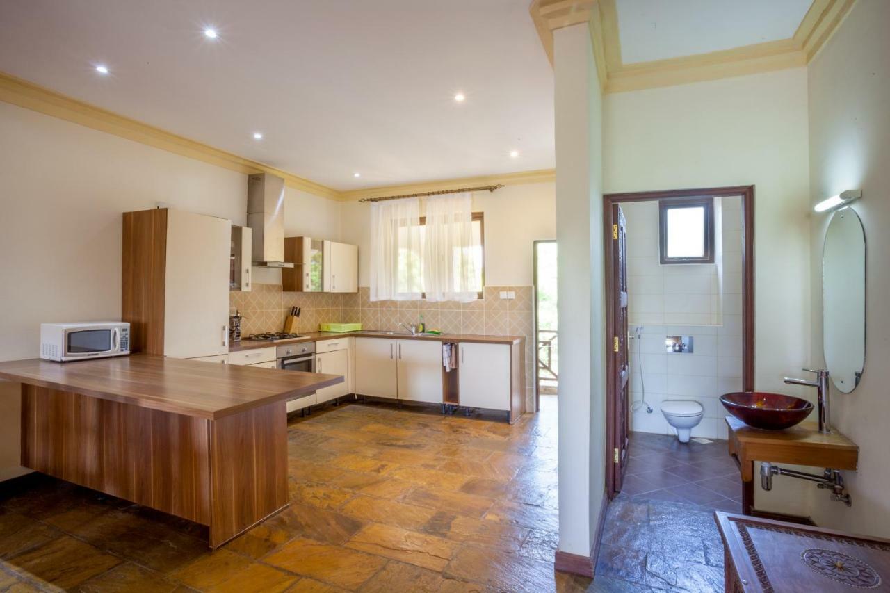 Amani Luxury Apartments Mombasa Luaran gambar